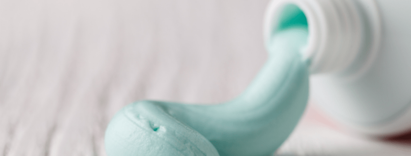 How to Choose the Right Toothpaste for Your Dental Health